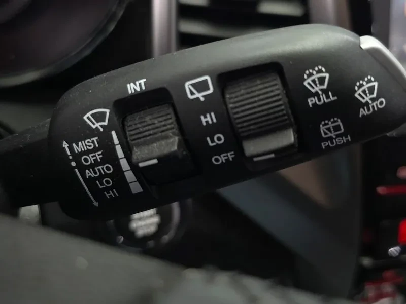 SsangYong Tivoli Diesel Lx 4Wd, снимка 16 - Автомобили и джипове - 55725121