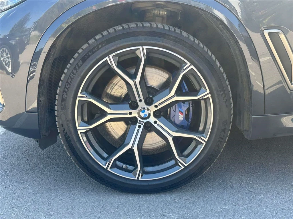BMW X5 M50d - изображение 7