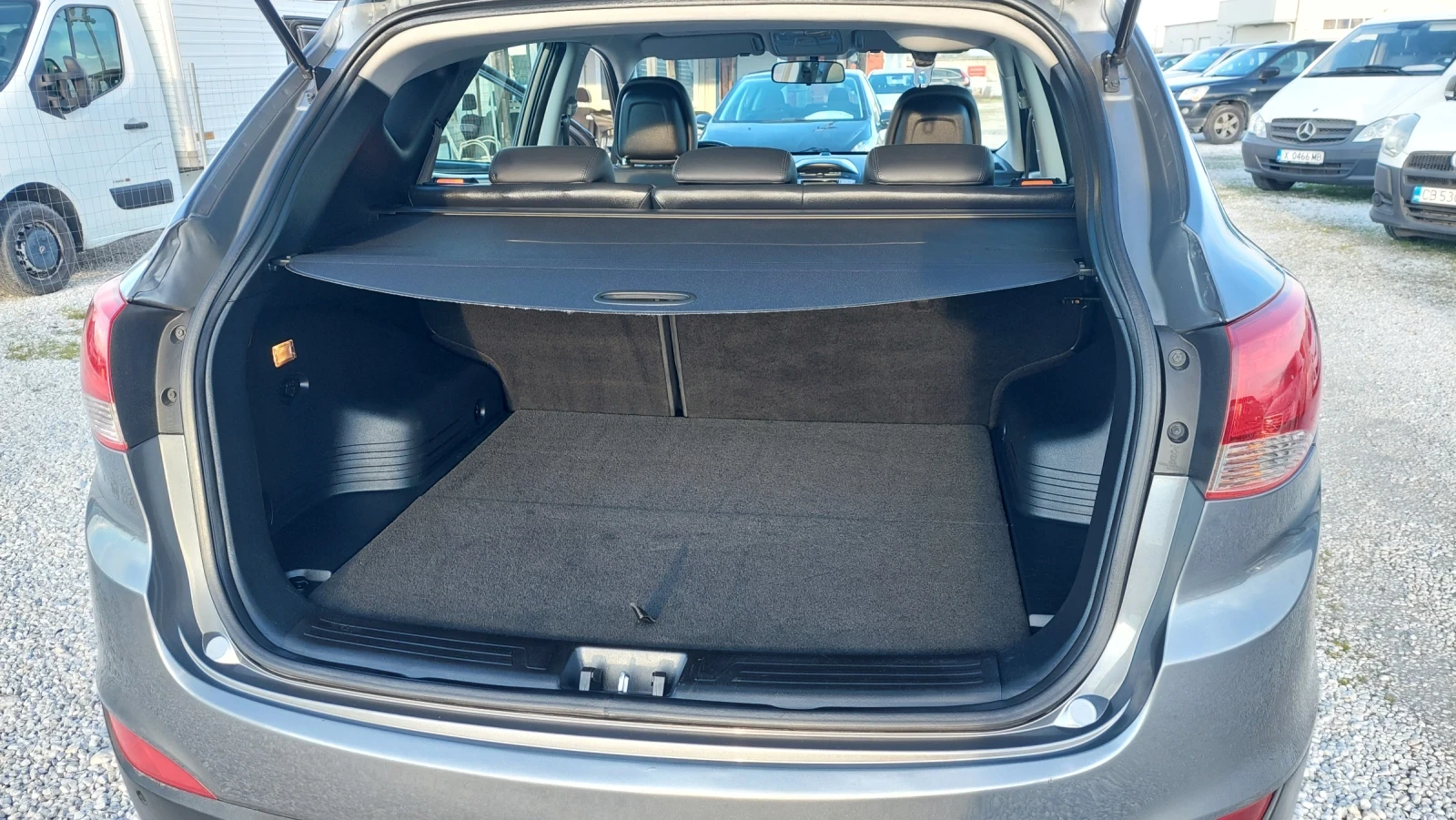 Hyundai IX35 1.7 FULL EKSTRI, снимка 8 - Автомобили и джипове - 54010092