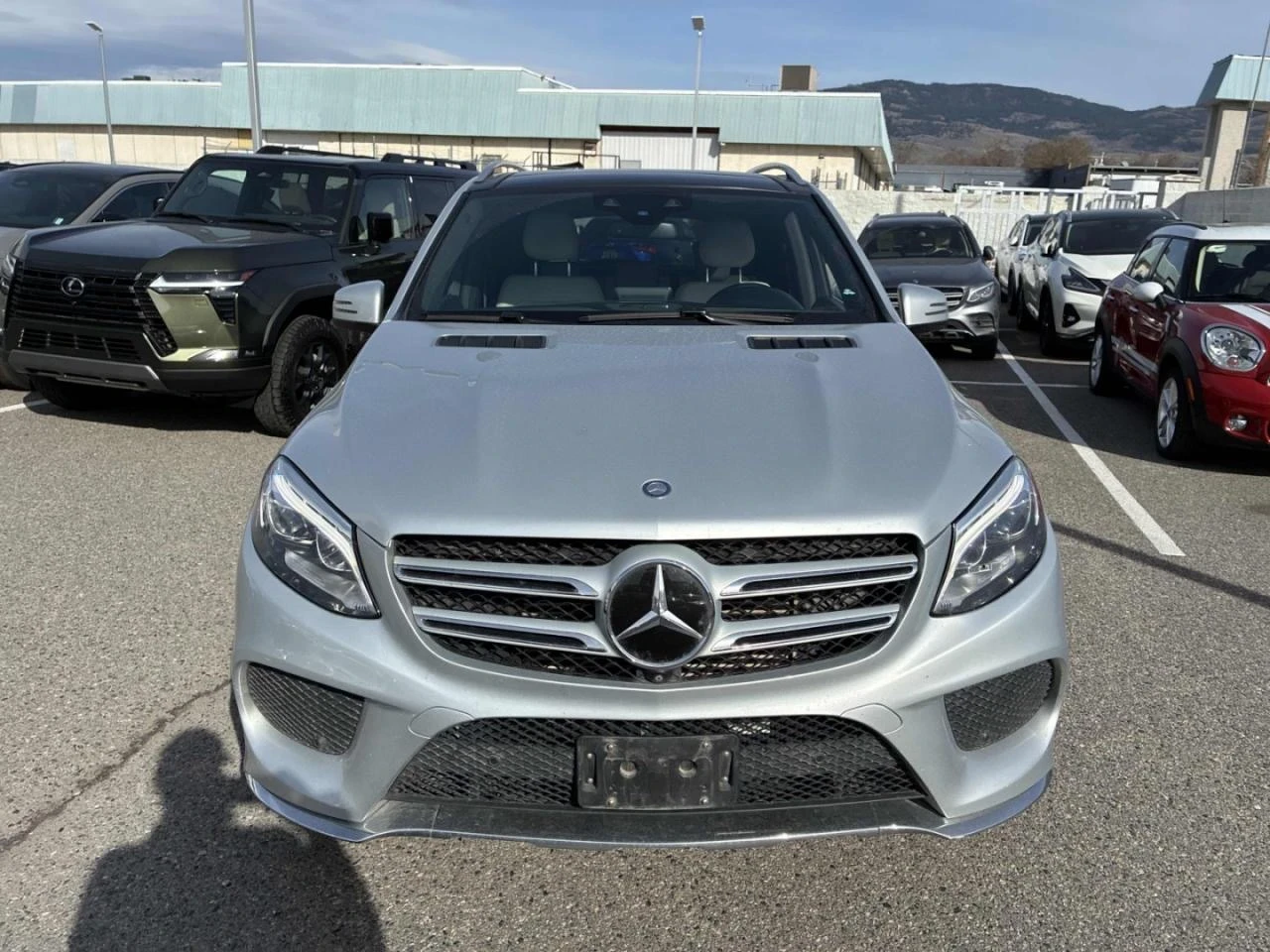Mercedes-Benz GLE 350 AMG-pkg* 360View* Harman/Kardon* Keyless* Пано* По, снимка 2 - Автомобили и джипове - 54021906