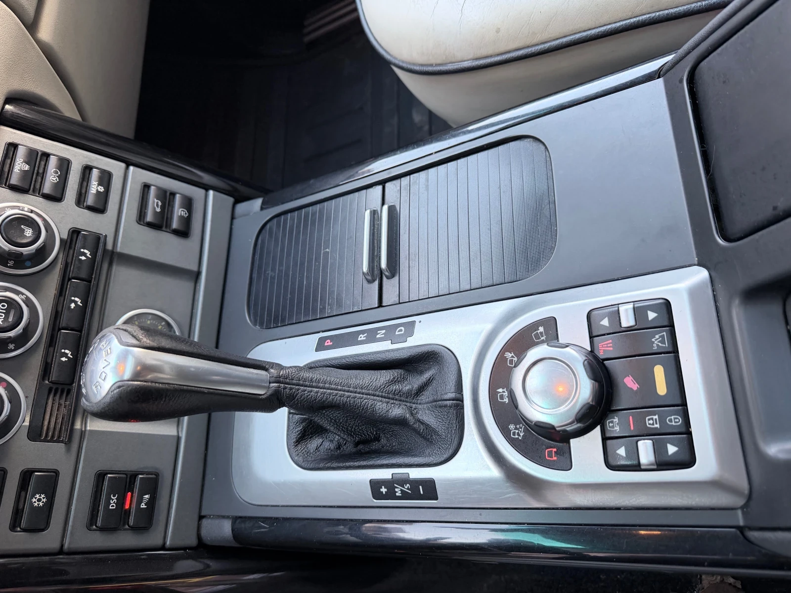 Land Rover Range Rover Evoque 3.8 Diesel, снимка 9 - Автомобили и джипове - 54050982