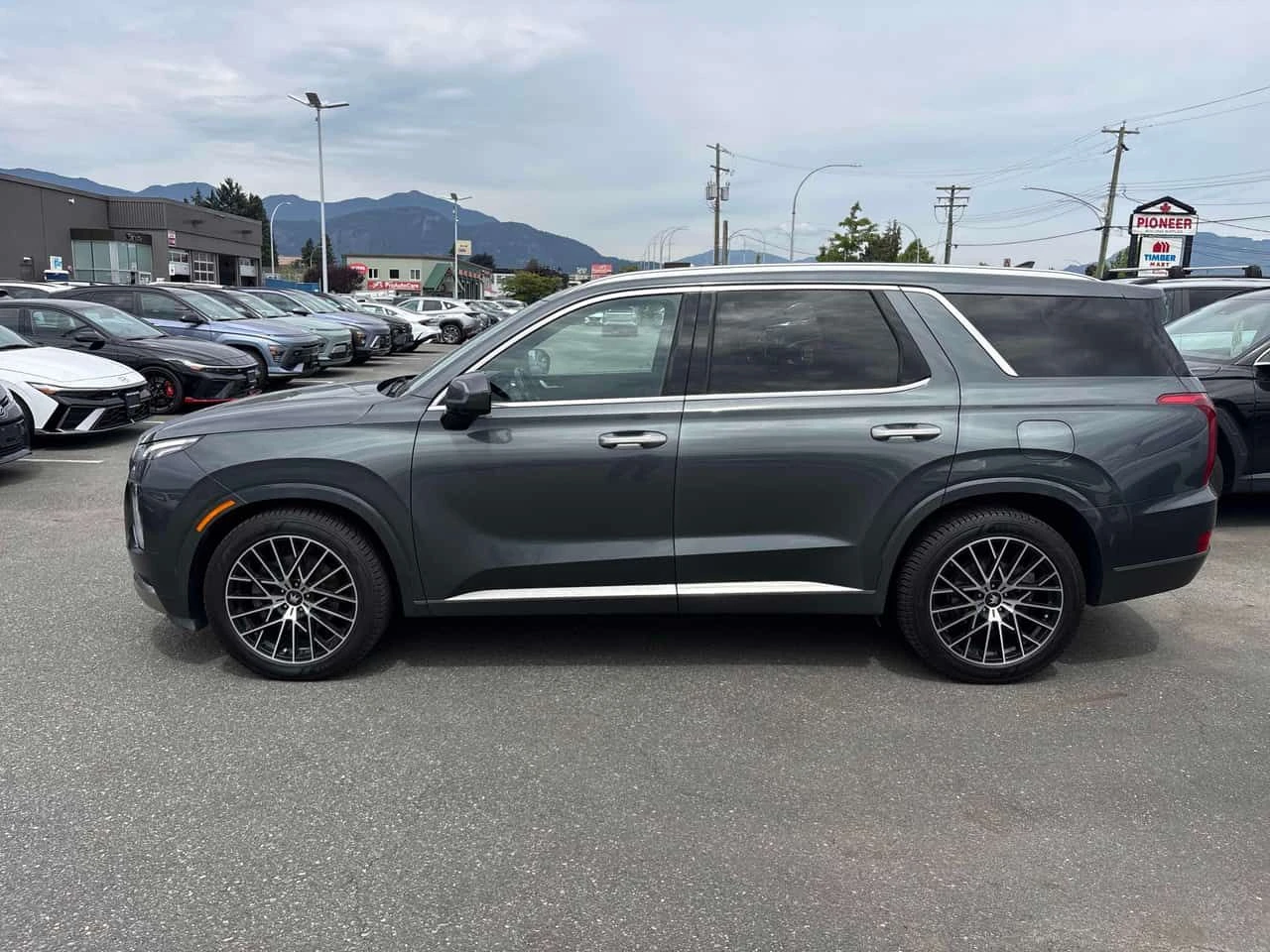Hyundai Palisade Ultimate Calligraphy/CARFAX/ФИНАНСИРАНЕ, снимка 3 - Автомобили и джипове - 54769891