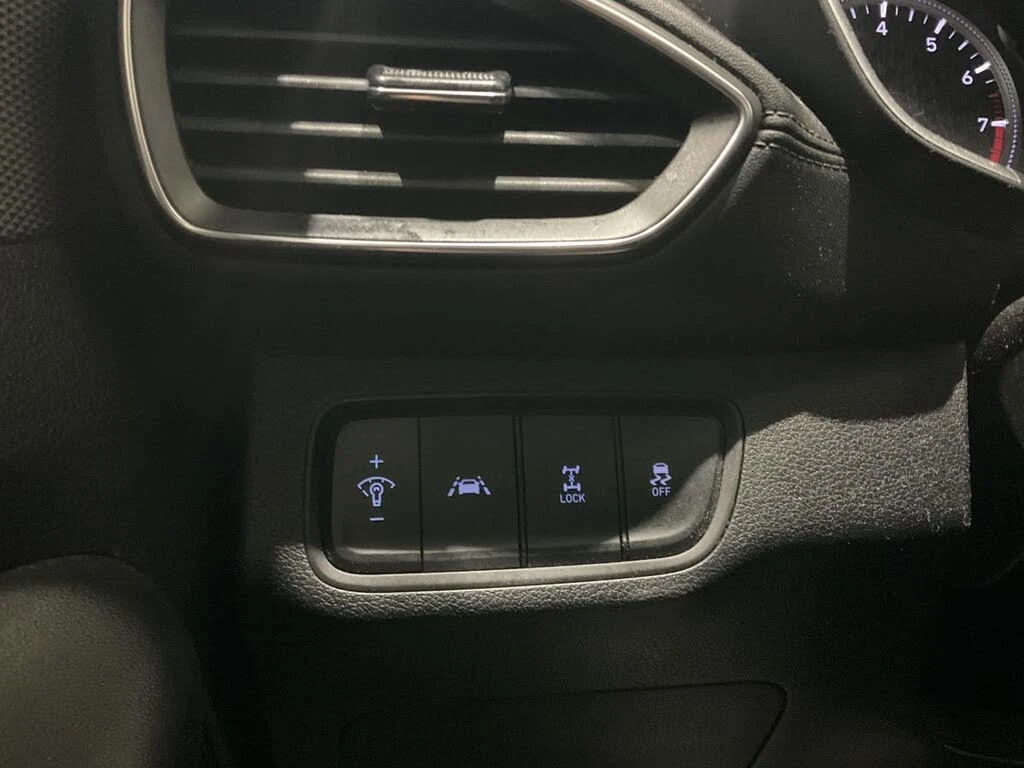 Hyundai Santa fe 2.4L * SE * AWD * АвтоКредит * (ЦЕНА ДО БГ), снимка 8 - Автомобили и джипове - 55514869