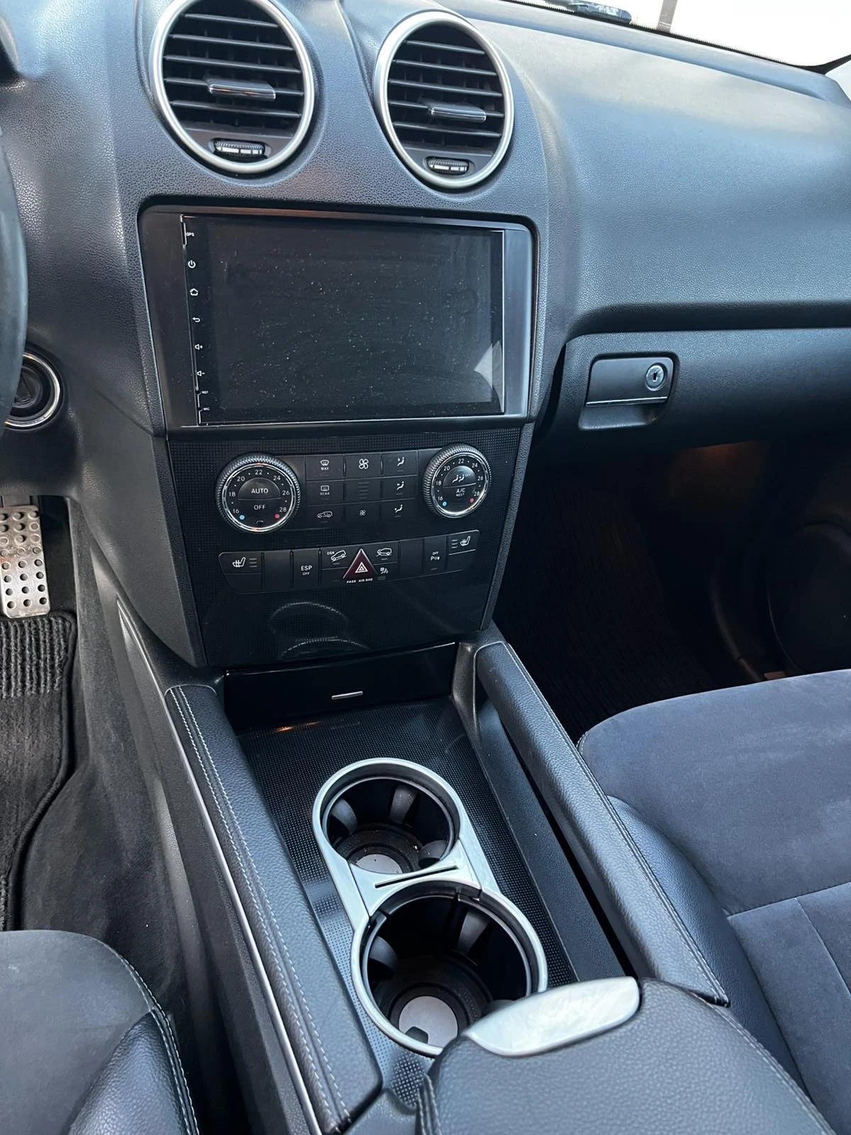 Mercedes-Benz ML 320, снимка 6 - Автомобили и джипове - 55731873