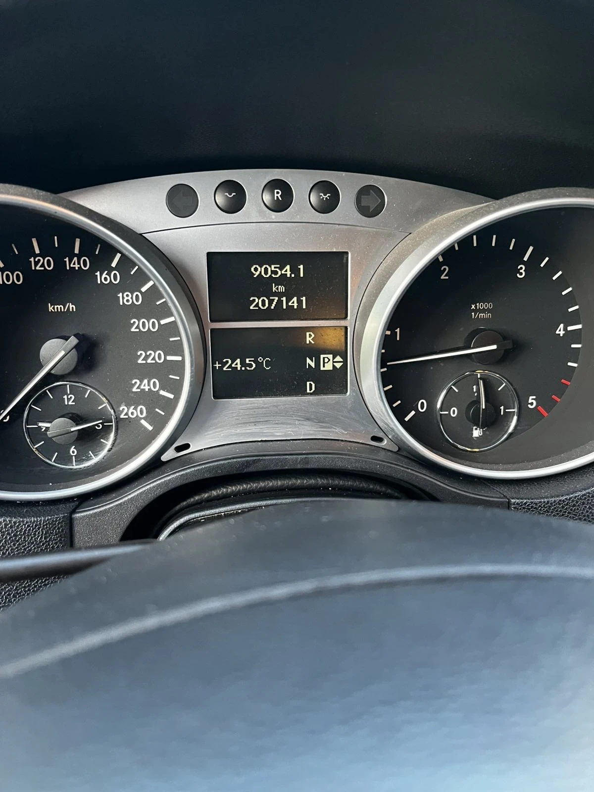 Mercedes-Benz ML 320, снимка 8 - Автомобили и джипове - 55731873