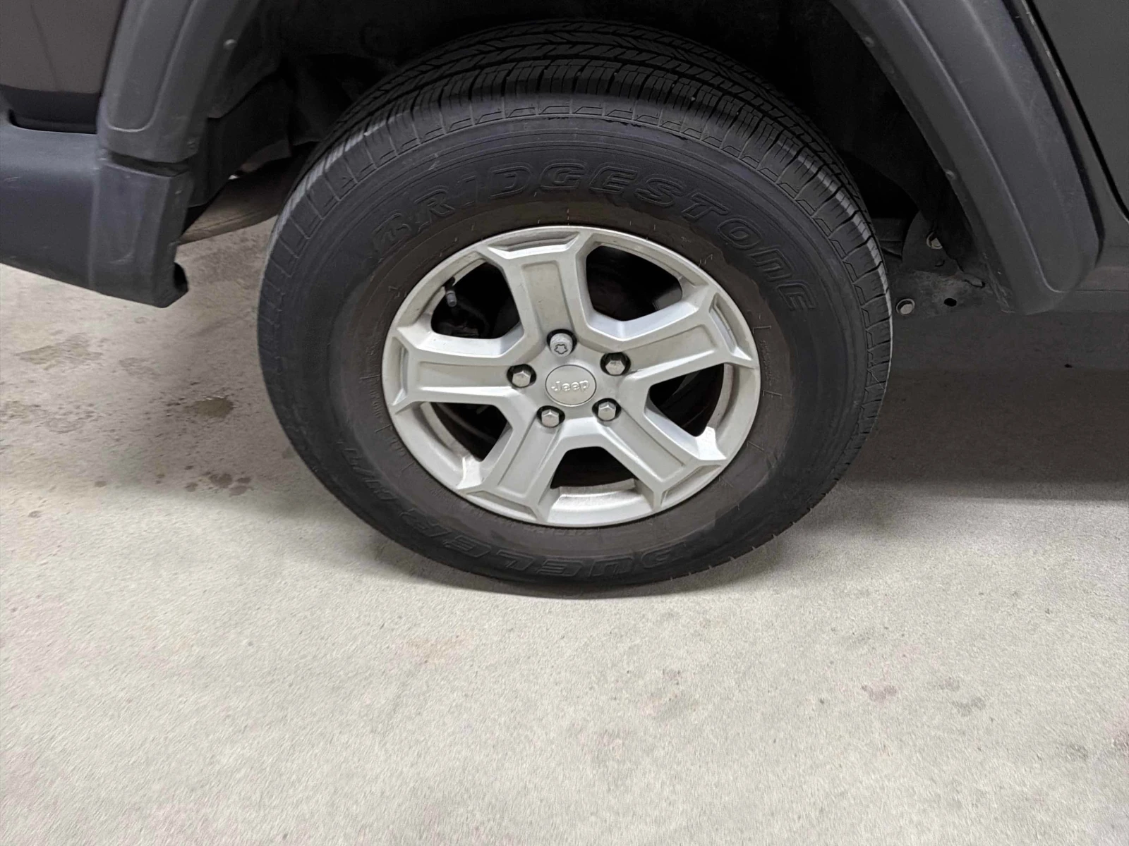 Jeep Wrangler Unlimited Sport | CARFAX | БЕЗ ИНЦИДЕНТИ , снимка 6 - Автомобили и джипове - 56143224