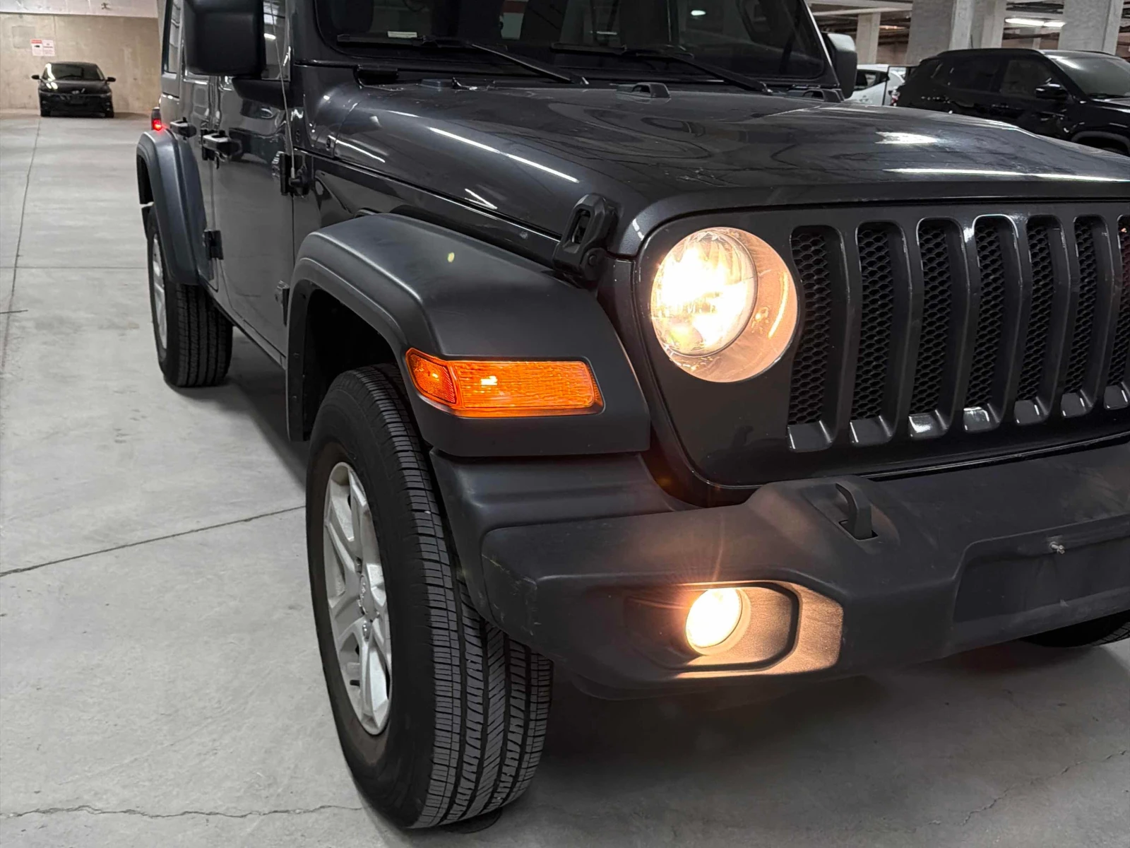 Jeep Wrangler Unlimited Sport | CARFAX | БЕЗ ИНЦИДЕНТИ , снимка 12 - Автомобили и джипове - 56143224