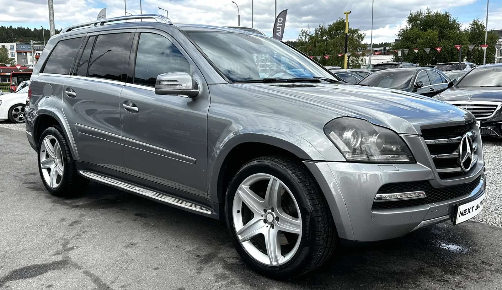 Mercedes-Benz GL 350 D 265HP GRAND EDITION 6+ 1 ОБДУХВАНЕ КАМЕРА, снимка 3 - Автомобили и джипове - 56213433