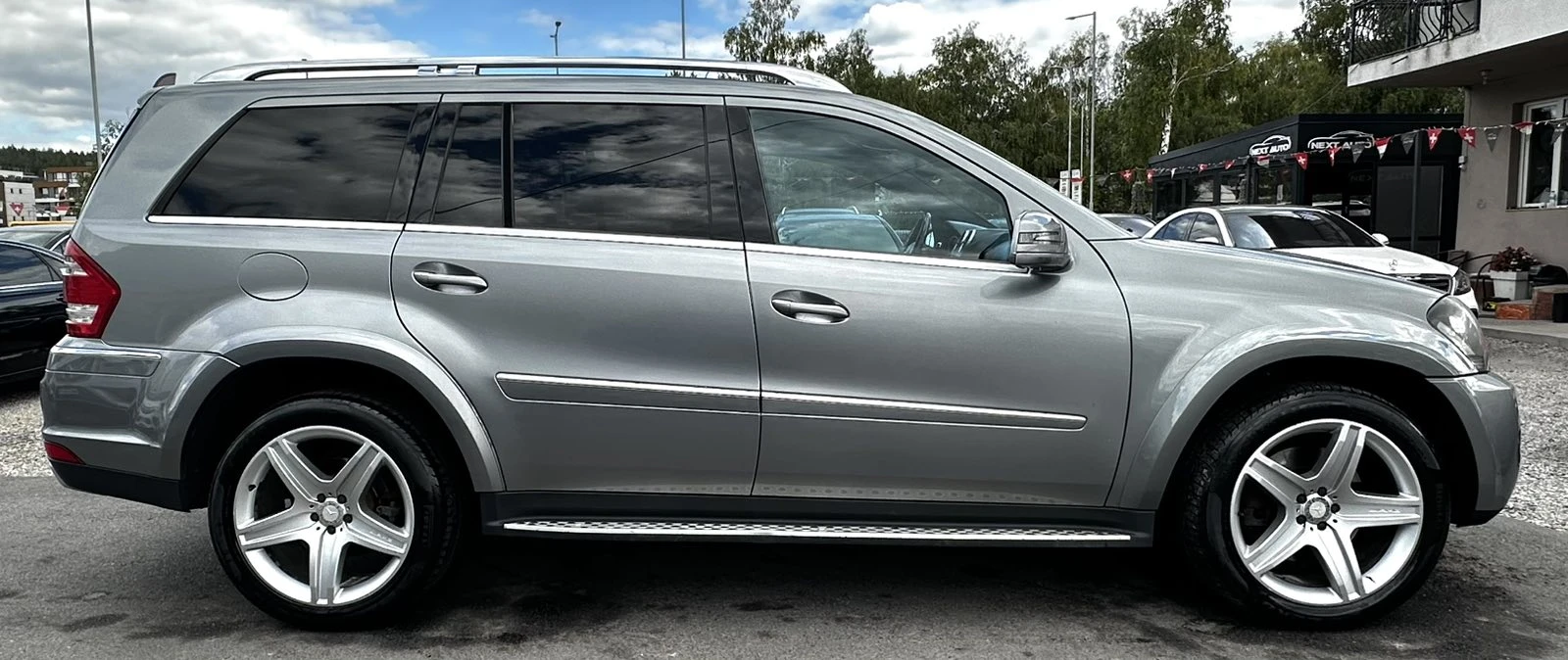 Mercedes-Benz GL 350 D 265HP GRAND EDITION 6+ 1 ОБДУХВАНЕ КАМЕРА, снимка 4 - Автомобили и джипове - 56213433