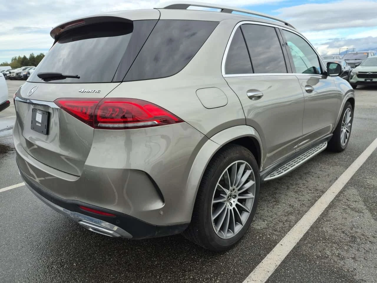 Mercedes-Benz GLE 450 * AMG Line * EQ Boost * CARFAX * , снимка 3 - Автомобили и джипове - 56277845