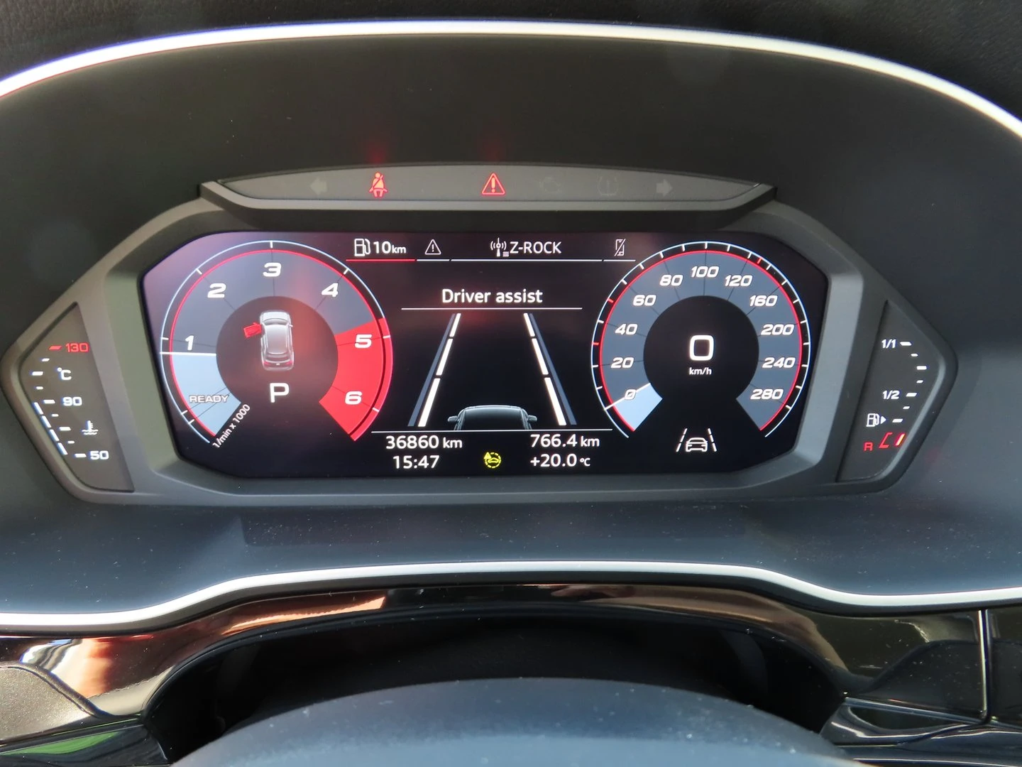 Audi Q3, снимка 7 - Автомобили и джипове - 56438355