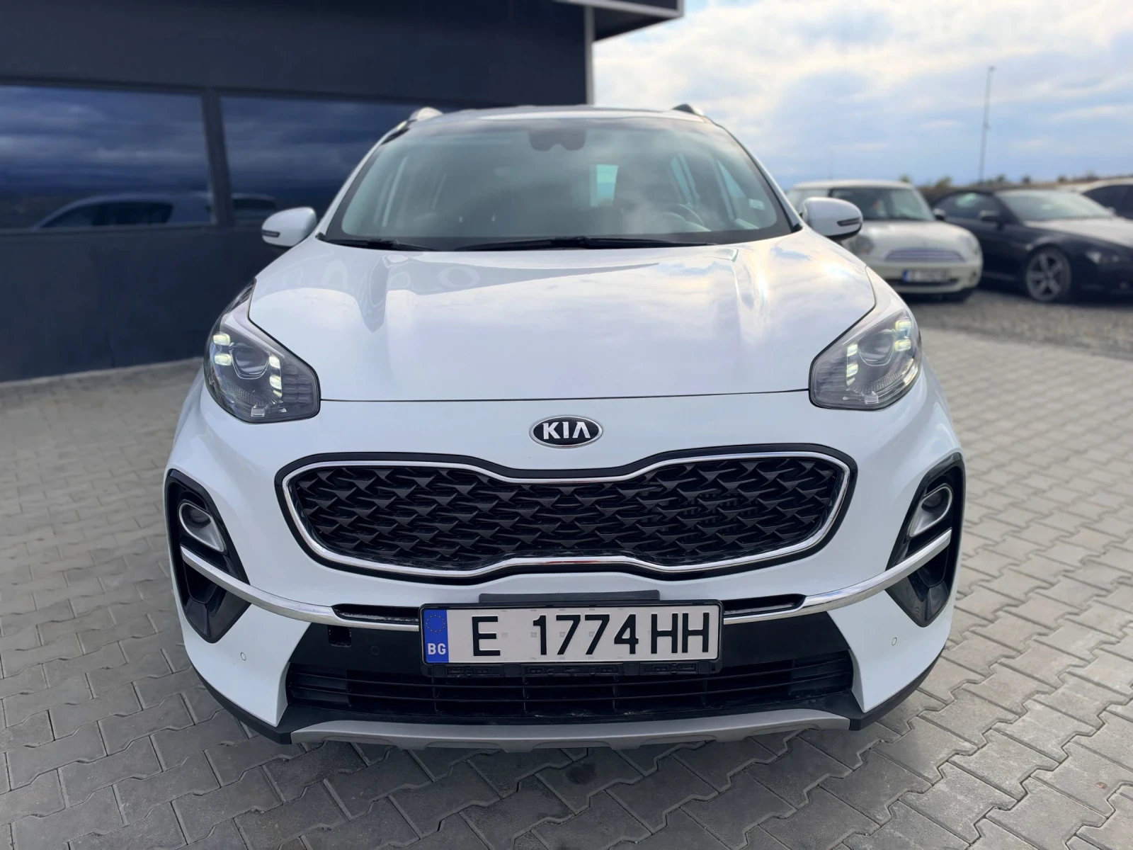 Kia Sportage, снимка 7 - Автомобили и джипове - 56725356