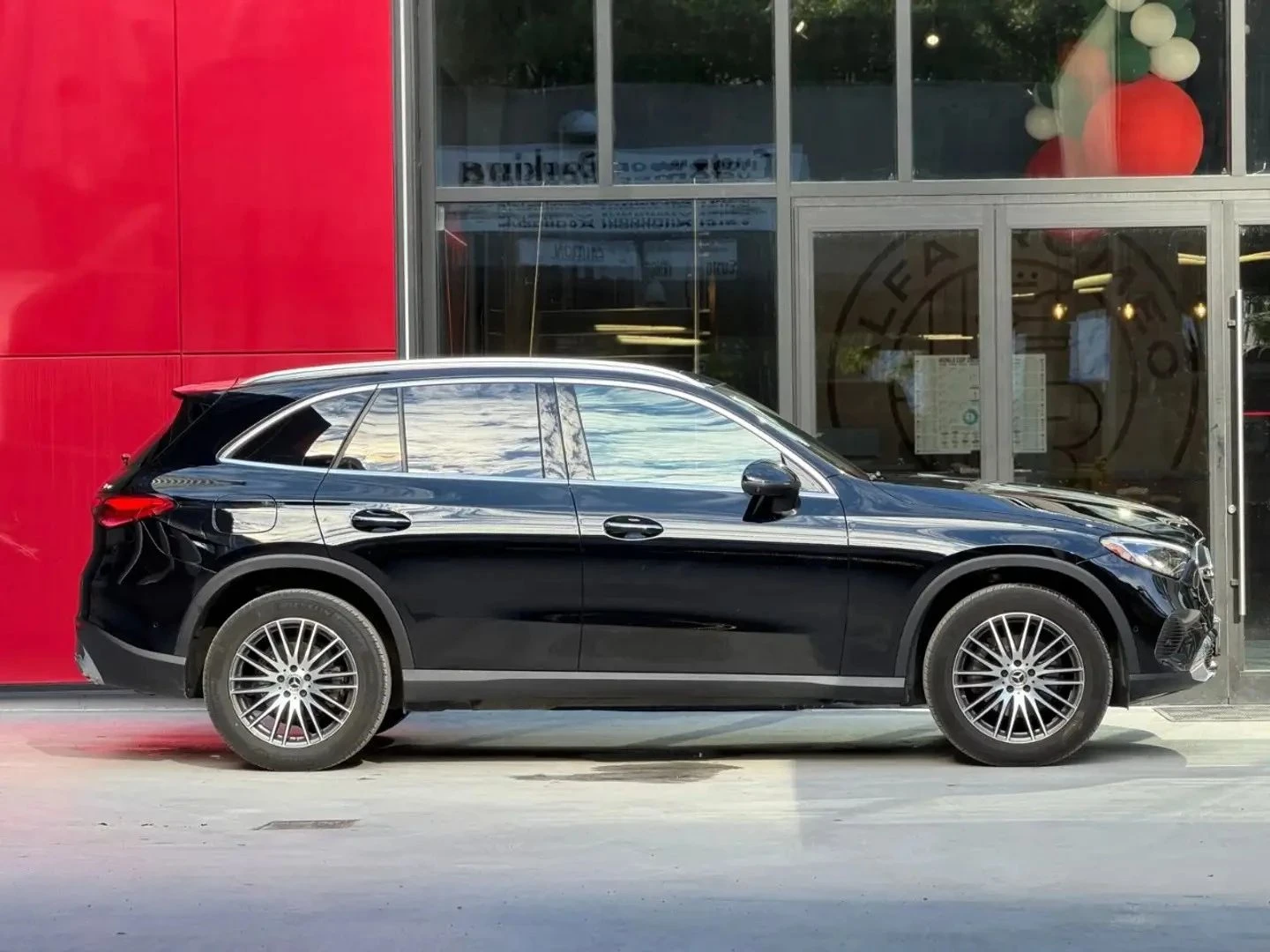 Mercedes-Benz GLC, снимка 3 - Автомобили и джипове - 56727469