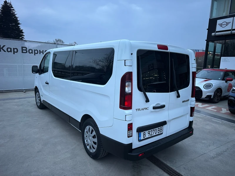 Renault Trafic 9-места, Дълга База, 1.6 dCi, снимка 2 - Бусове и автобуси - 48159200