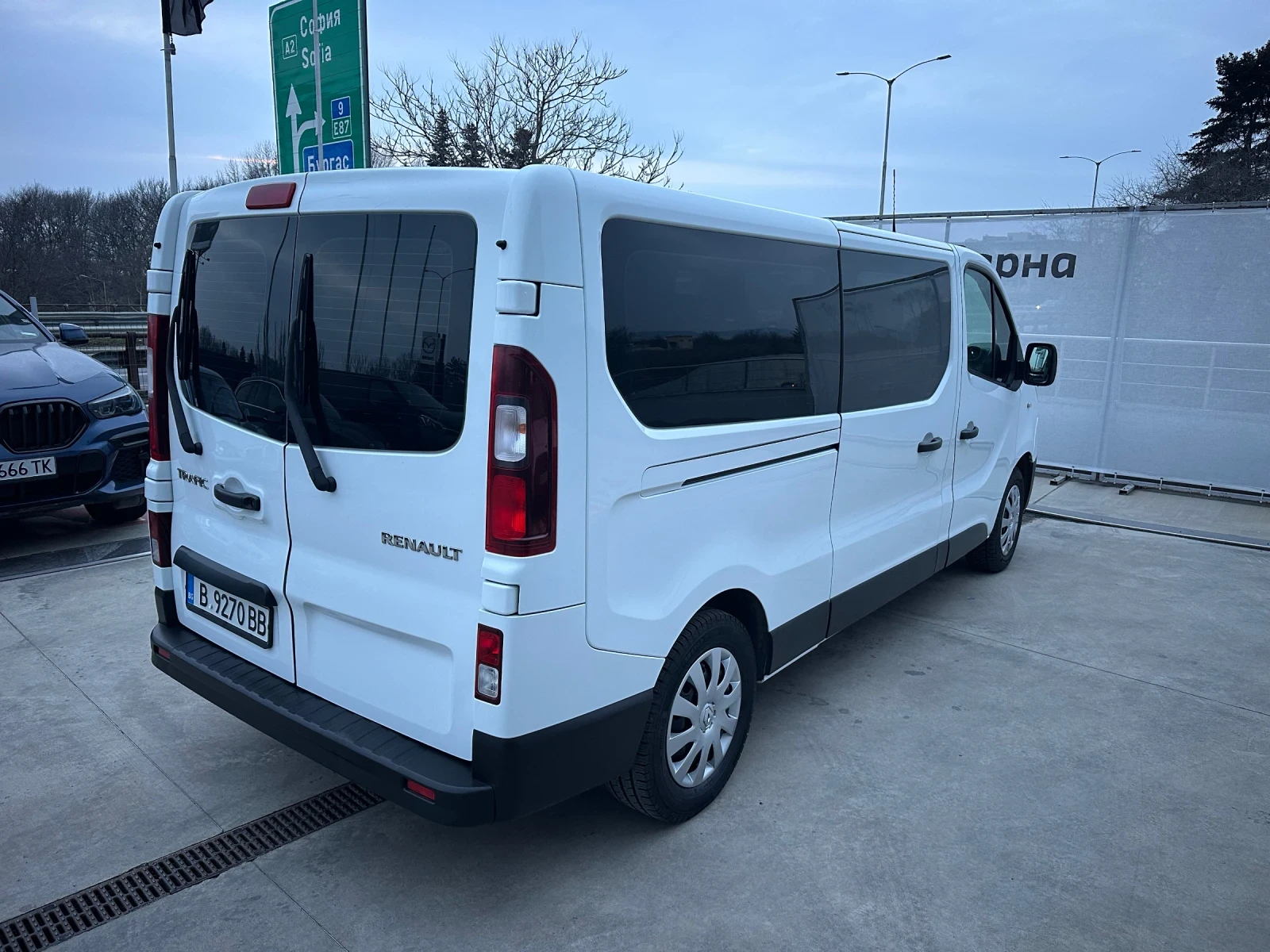 Renault Trafic 9-места, Дълга База, 1.6 dCi - изображение 3