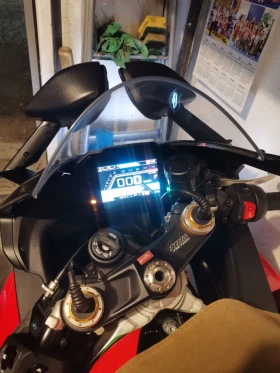Aprilia RSV4 1100 Factory | Mobile.bg    4