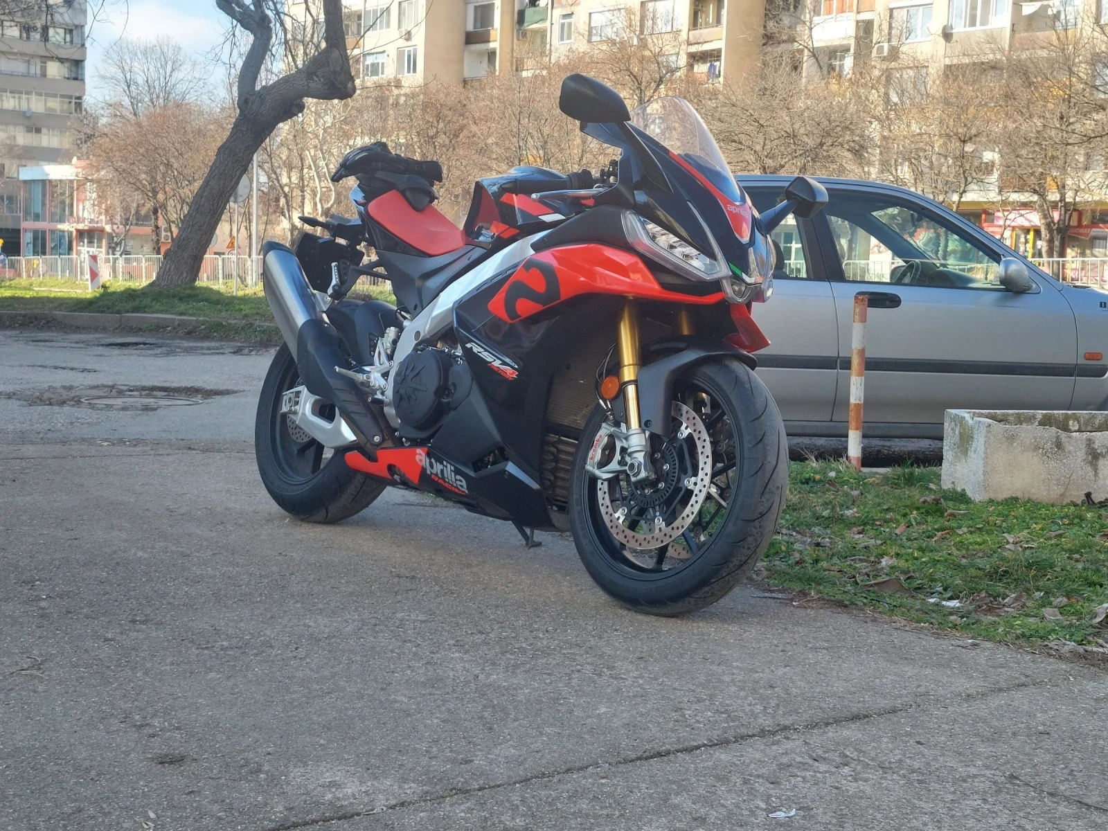 Aprilia RSV4 1100 Factory - изображение 8