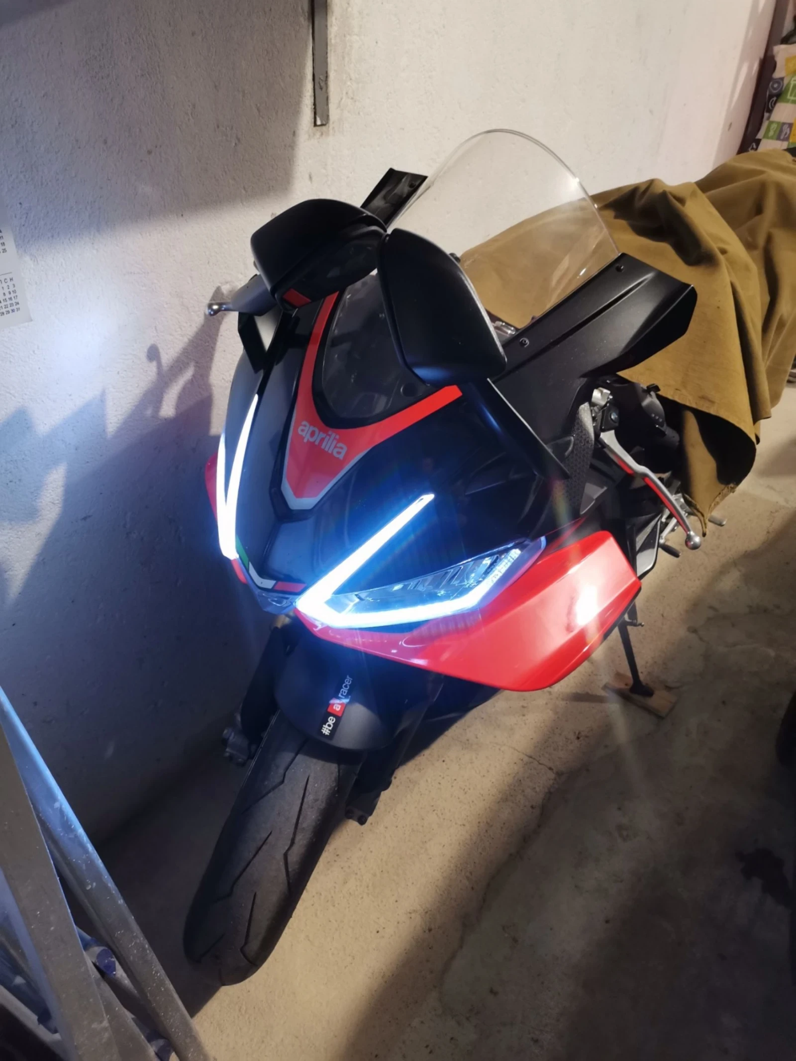 Aprilia RSV4 1100 Factory - изображение 3