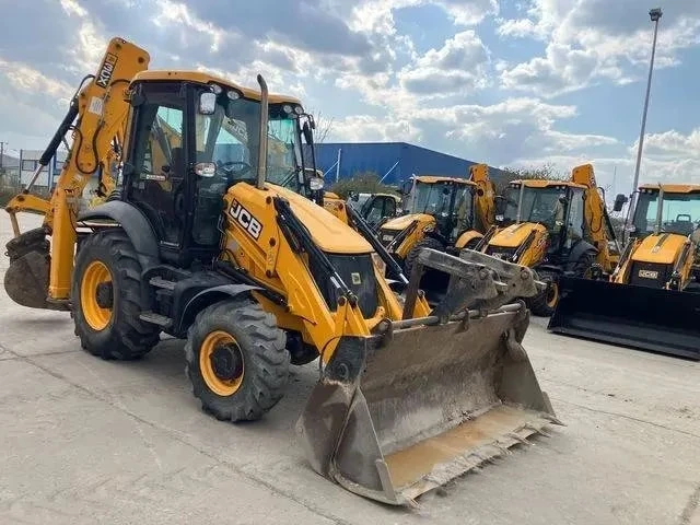 Багер JCB 3CX AEC, снимка 4 - Индустриална техника - 54531599