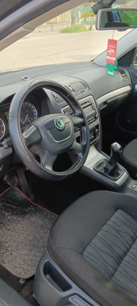 Skoda Octavia 1.4 Tci, снимка 6