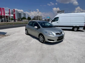 Toyota Auris, снимка 8