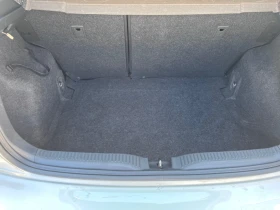 Toyota Auris, снимка 12