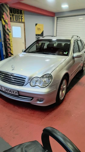     Mercedes-Benz C 220