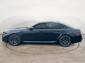 Обява за продажба на BMW M5 4.4 V8/PLUG-IN/CARBON/B&W/ICONIC GLOW/HEAD UP/360/ ~ 142 776 EUR - изображение 2
