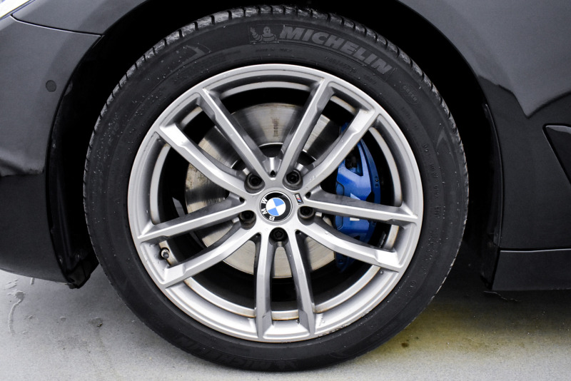 BMW 530 d xDrive M Paket, снимка 6 - Автомобили и джипове - 46427257