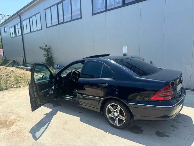 Mercedes-Benz C 270 CDI АВТОМАТИК, снимка 4 - Автомобили и джипове - 46626241