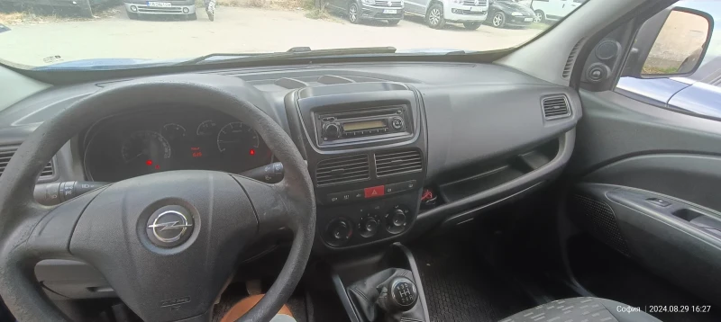 Opel Combo, снимка 5 - Автомобили и джипове - 47512106