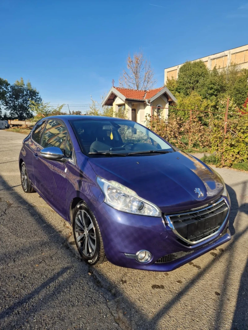 Peugeot 208 1.6 HDI, снимка 3 - Автомобили и джипове - 49341843