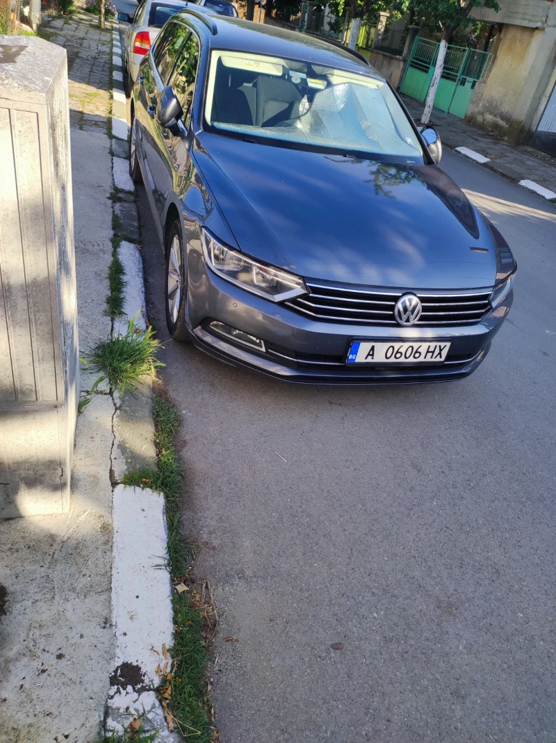 VW Passat, снимка 1 - Автомобили и джипове - 49606759