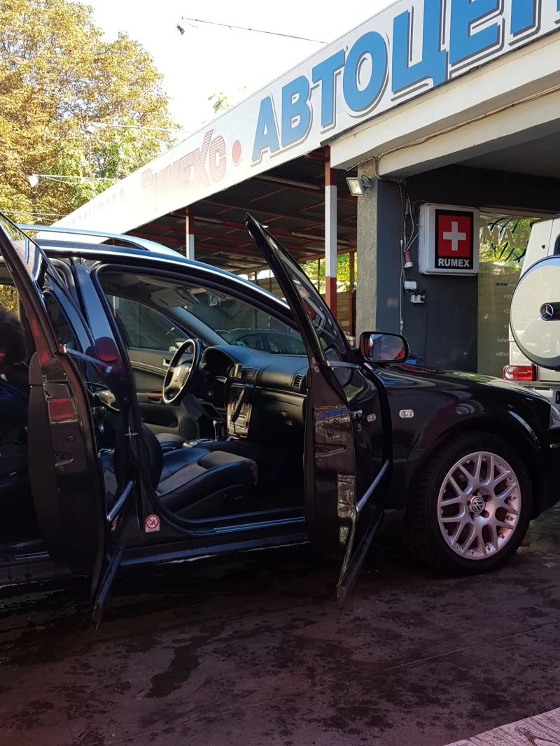 VW Passat W8 4.0L СПЕШНО, снимка 9 - Автомобили и джипове - 51672849