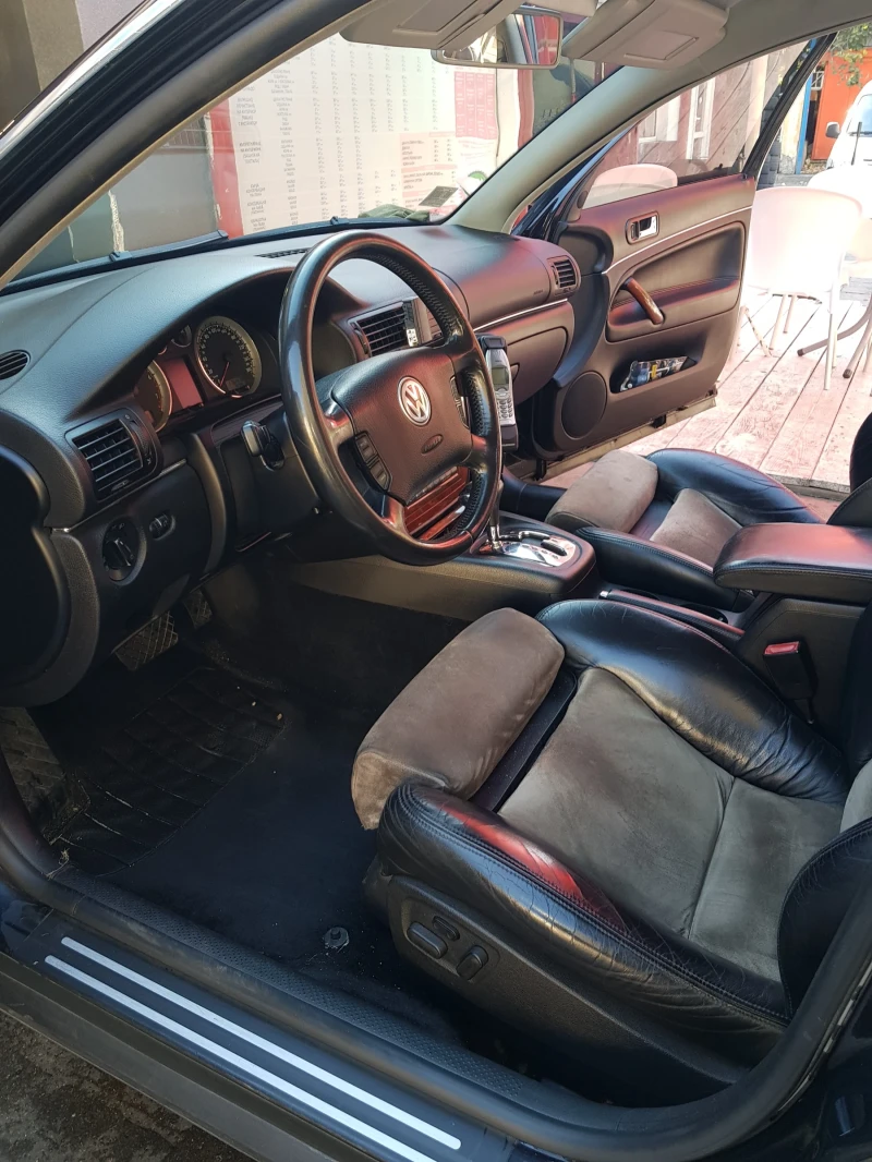 VW Passat W8 4.0L СПЕШНО, снимка 12 - Автомобили и джипове - 51672849