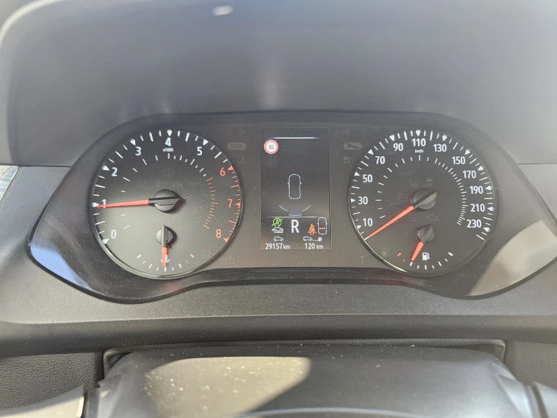 Renault Kangoo 1.3 TCe 130 EDC, снимка 8 - Автомобили и джипове - 51762073