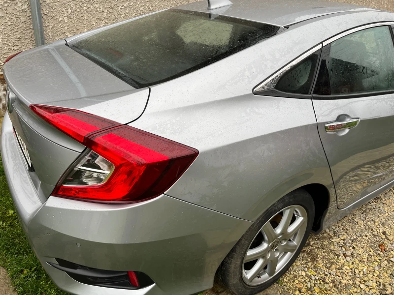 Honda Civic 1.6 I-DTEC 120 к.с., снимка 10 - Автомобили и джипове - 52563091