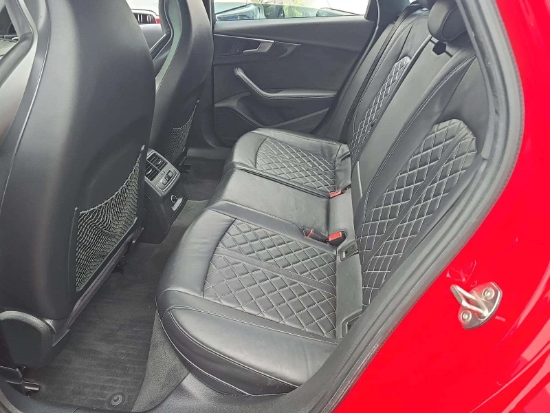 Audi S4 * CARFAX* БЕЗ ПЪРВОНАЧАЛНА* , снимка 9 - Автомобили и джипове - 52744245