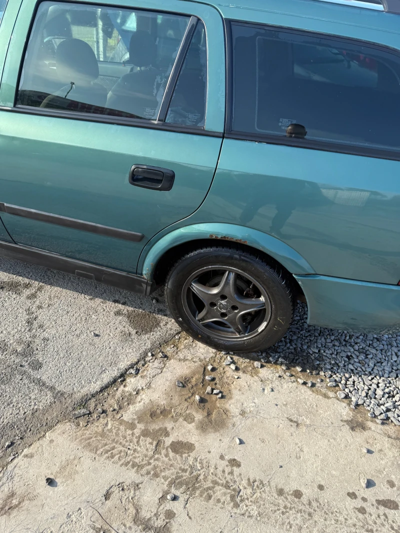 Opel Astra 1.6, снимка 11 - Автомобили и джипове - 52795835