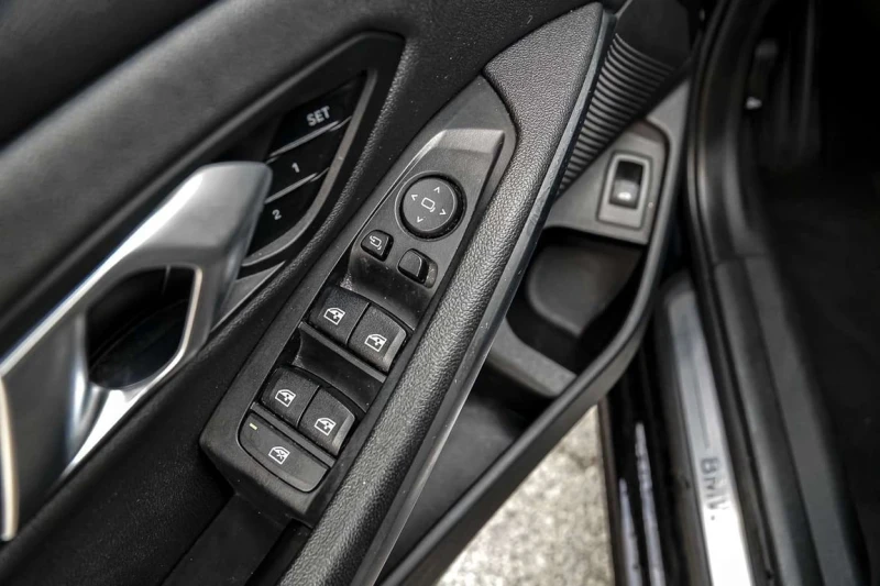 BMW 330 * xDrive * CARFAX * БЕЗ ПЪРВОНАЧАЛНА ВНОСКА, снимка 8 - Автомобили и джипове - 53338824