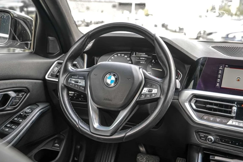 BMW 330 * xDrive * CARFAX * БЕЗ ПЪРВОНАЧАЛНА ВНОСКА, снимка 15 - Автомобили и джипове - 53338824