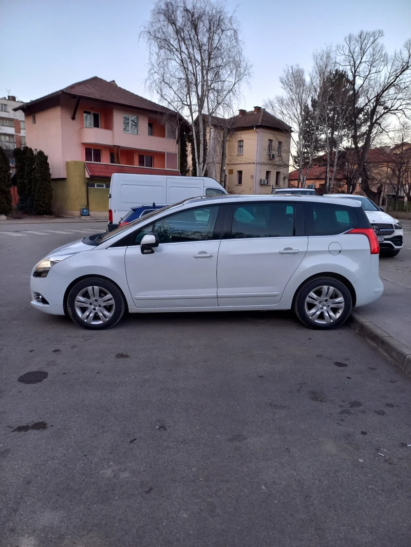 Peugeot 5008 2.0HDI , снимка 5 - Автомобили и джипове - 53572538