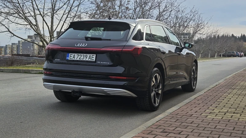Audi E-Tron 55 | Гаранция | Голямата батерия, снимка 13 - Автомобили и джипове - 53595878