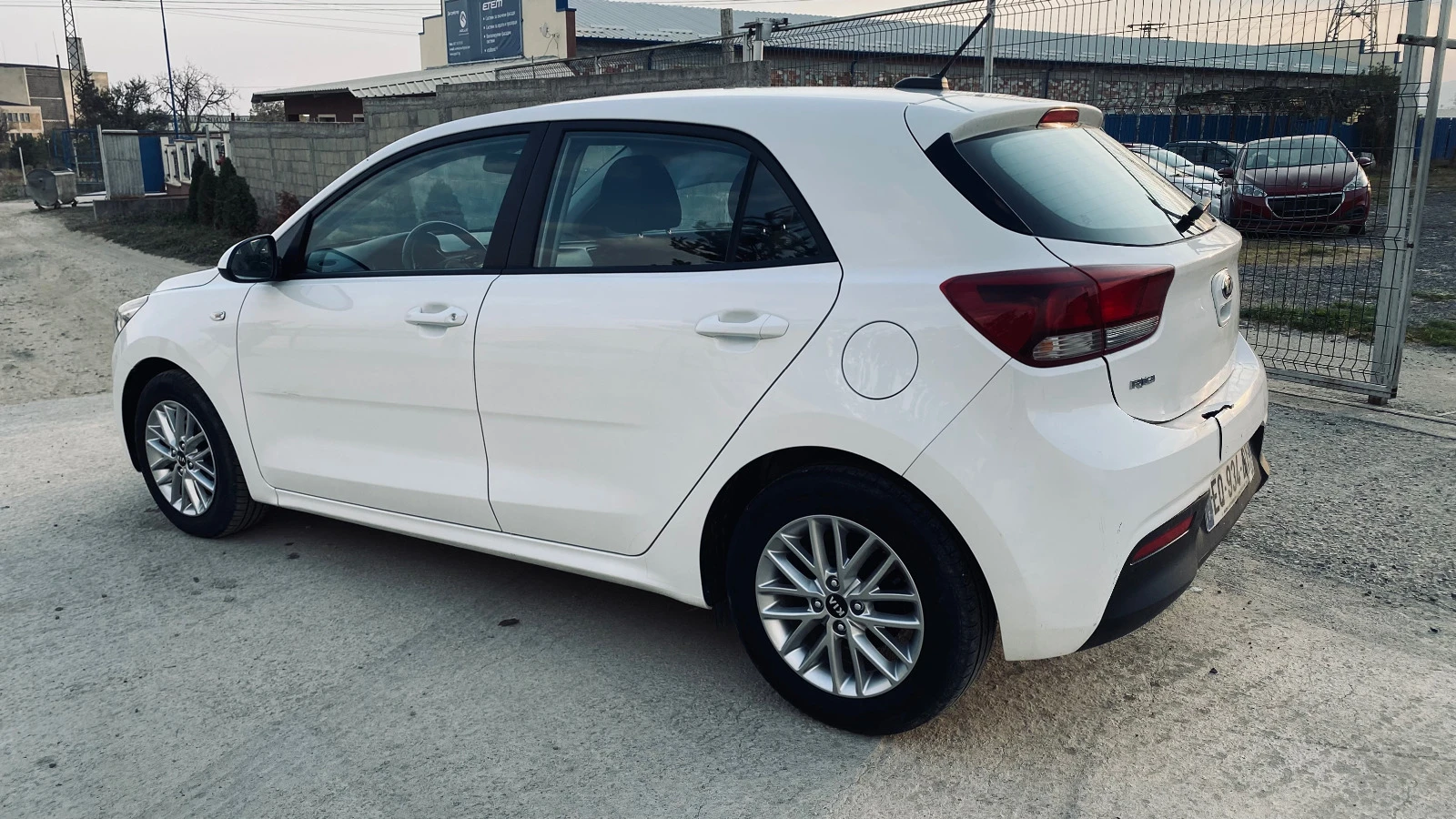 Kia Rio 1.2i - изображение 3