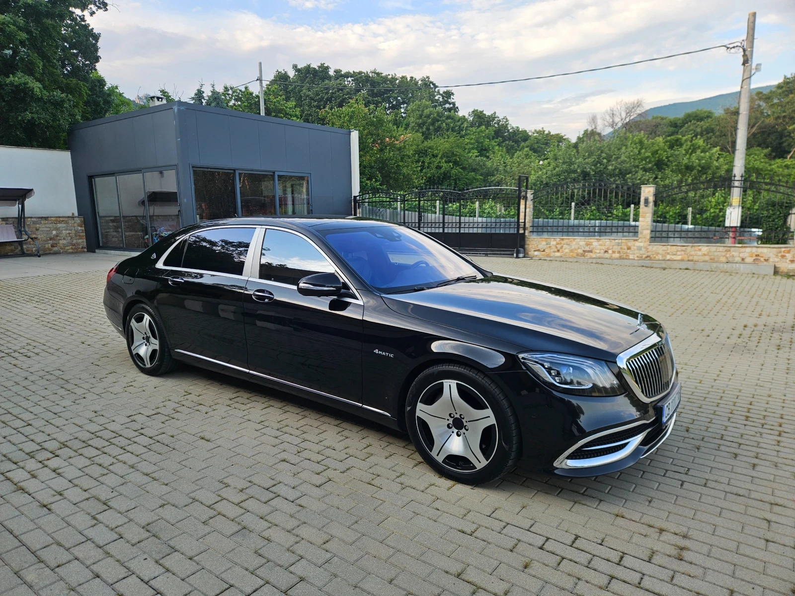 Mercedes-Benz S 560, снимка 3 - Автомобили и джипове - 43301382