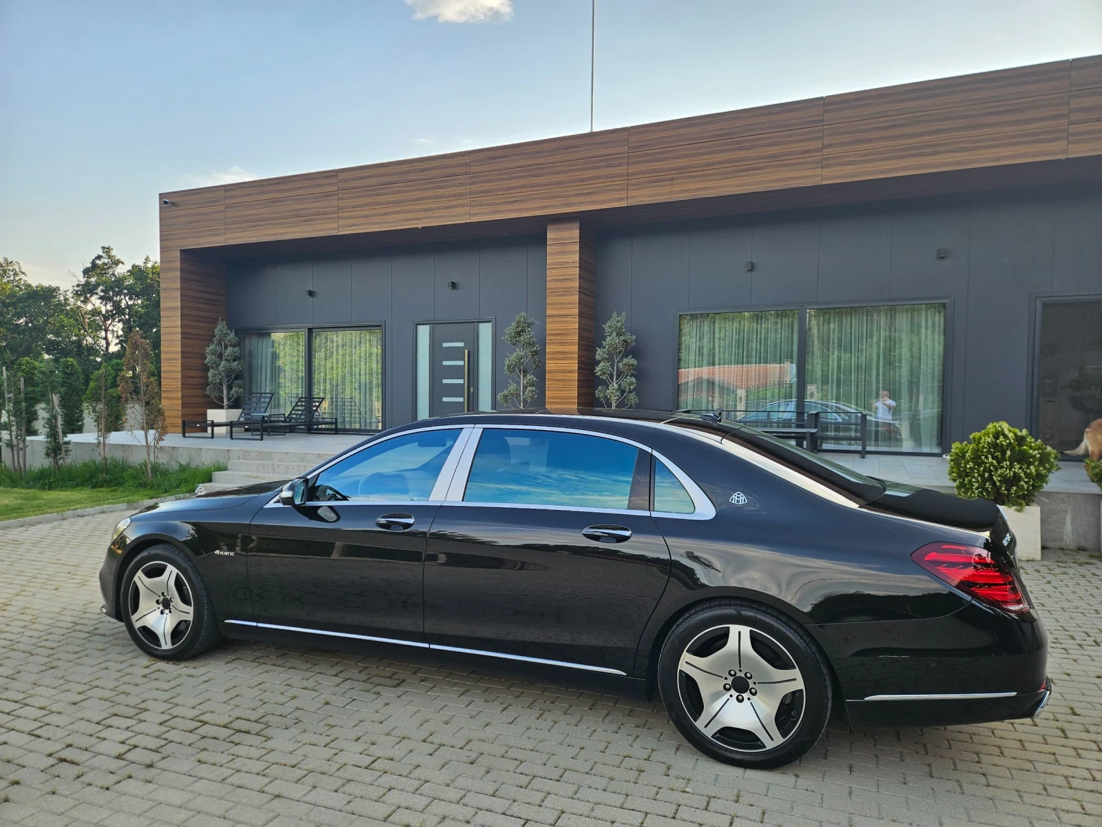 Mercedes-Benz S 560, снимка 2 - Автомобили и джипове - 43301382