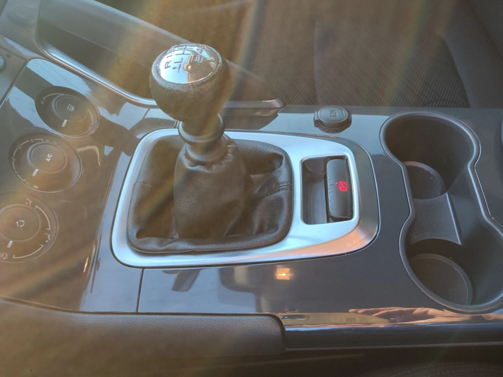 Peugeot 3008 1.6 - 16v. - 110кс | Mobile.bg — изображение 16