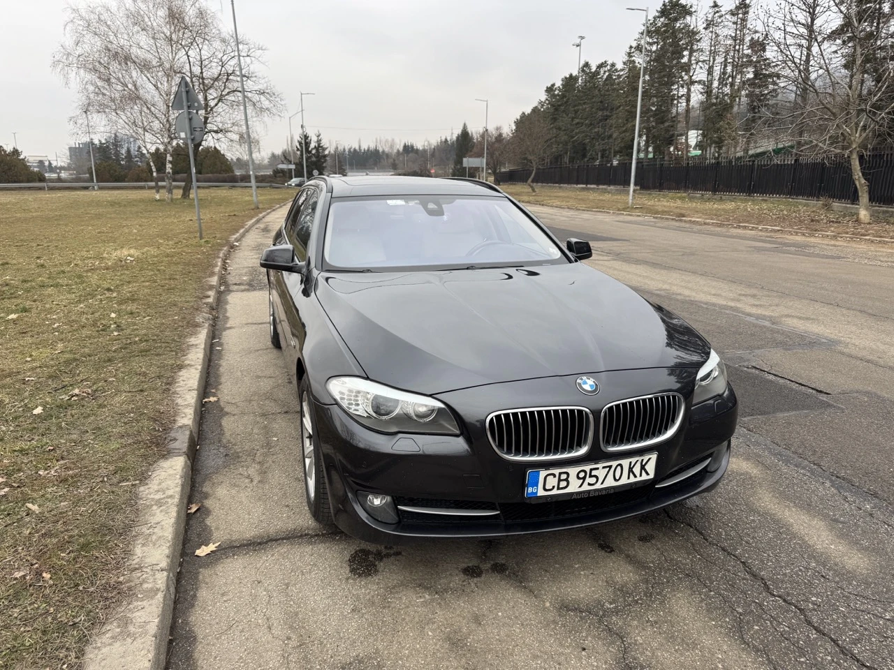BMW 530 xDrive Туринг - изображение 3