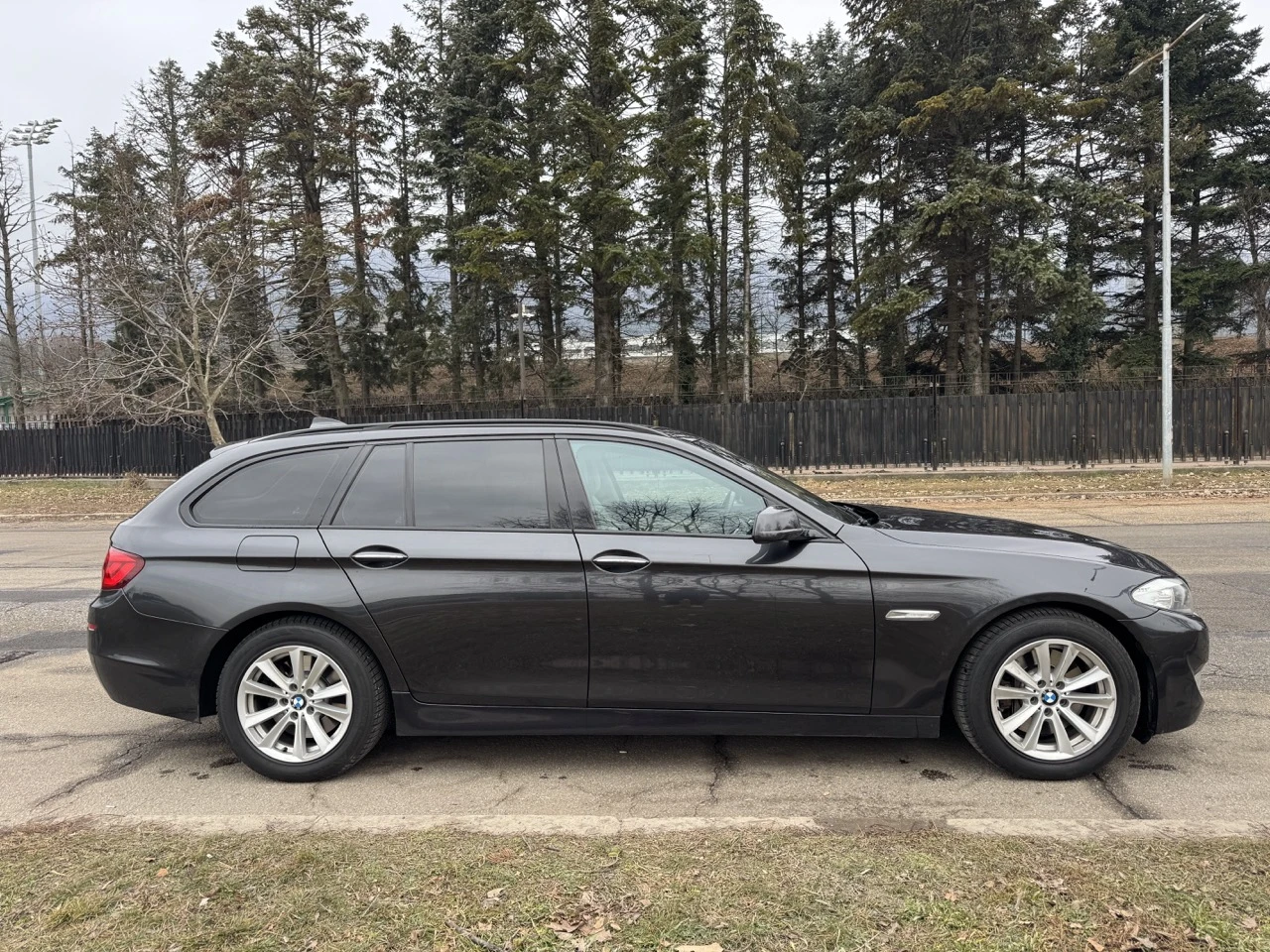 BMW 530 xDrive Туринг - изображение 5