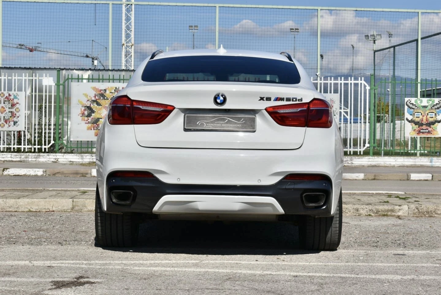 BMW X6 M50D - изображение 6